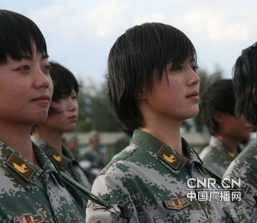 阅兵训练场上,英姿飒爽的参阅女兵正在刻苦训练,等待国庆的